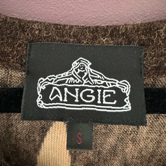 Knit flower dress with ruffled hem - Picture 4 of 4